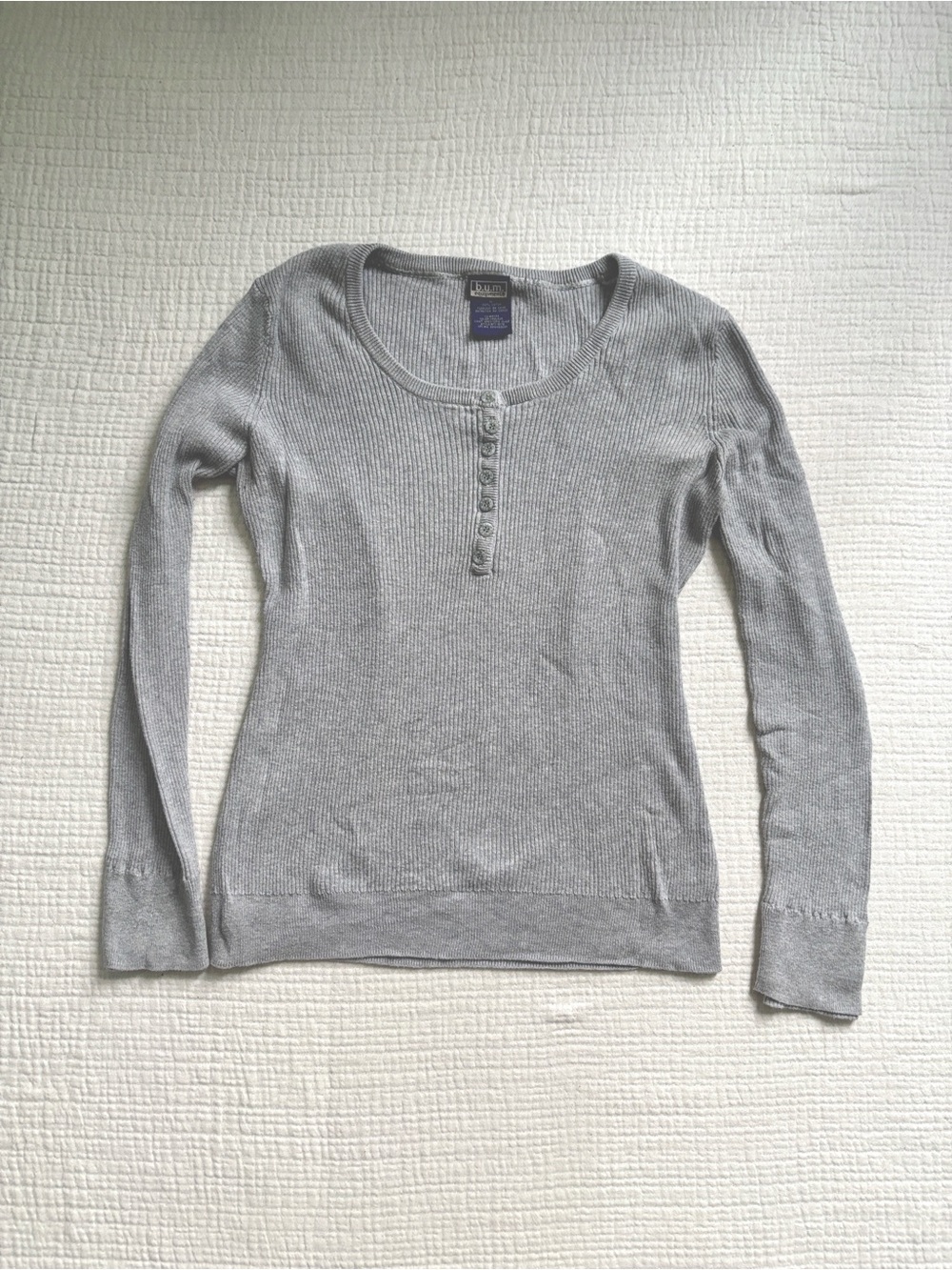 b.u.m. grey ribbed henley sweater
